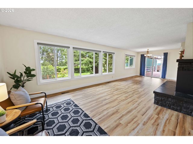 4650 CEDAR St, Astoria, OR 97103