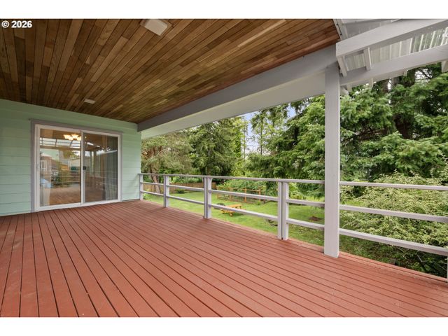 4650 CEDAR St, Astoria, OR 97103
