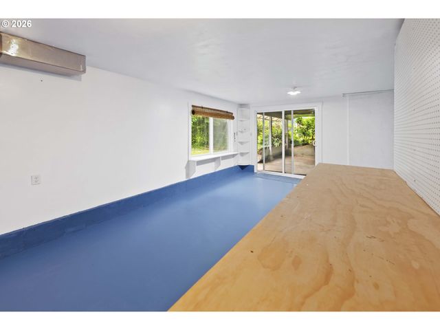 4650 CEDAR St, Astoria, OR 97103