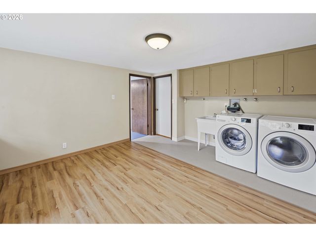 4650 CEDAR St, Astoria, OR 97103