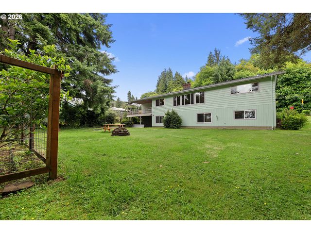 4650 CEDAR St, Astoria, OR 97103