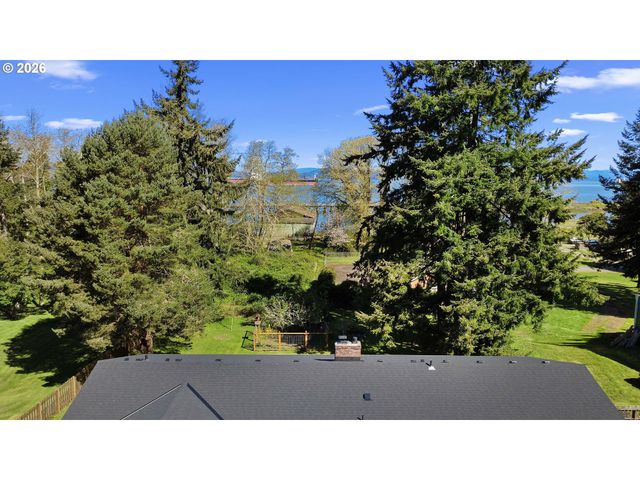 4650 CEDAR St, Astoria, OR 97103