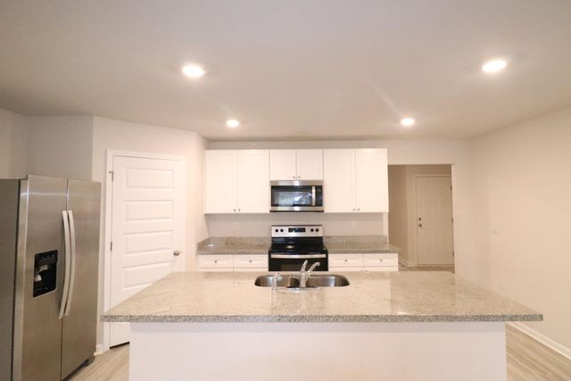 3008 Jane Lane, Crestview, FL 32539