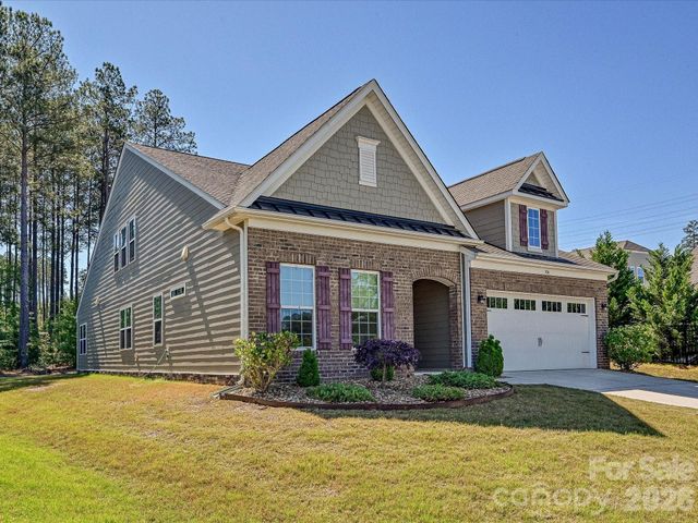 304 Picasso Trail, Mount Holly, NC 28120