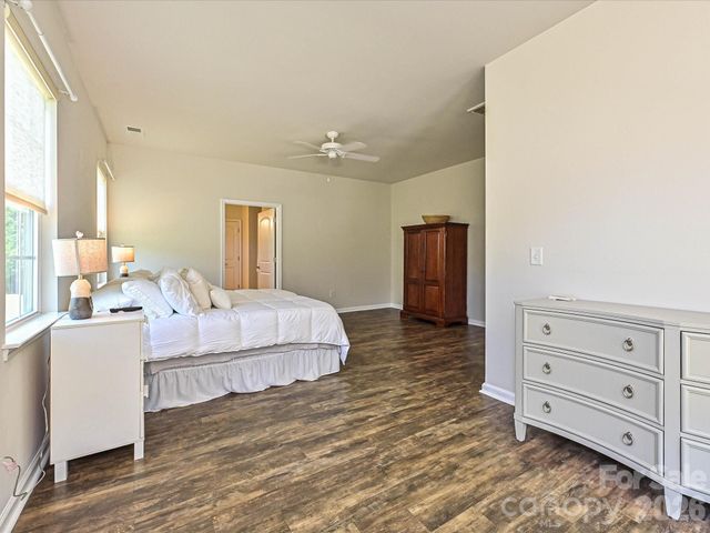 304 Picasso Trail, Mount Holly, NC 28120
