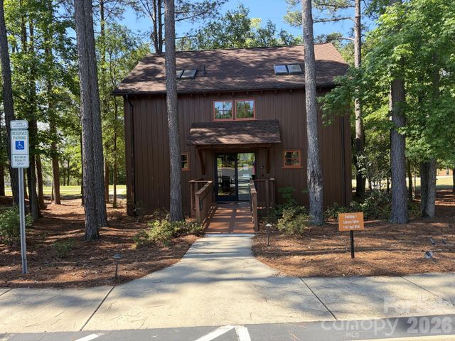 304 Picasso Trail, Mount Holly, NC 28120