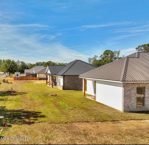 123 Mamie Circle, Picayune, MS 39466
