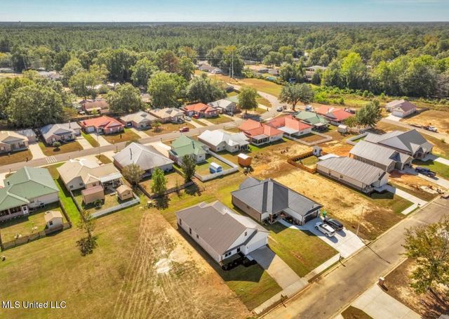 123 Mamie Circle, Picayune, MS 39466