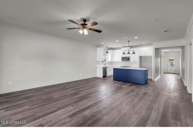 123 Mamie Circle, Picayune, MS 39466