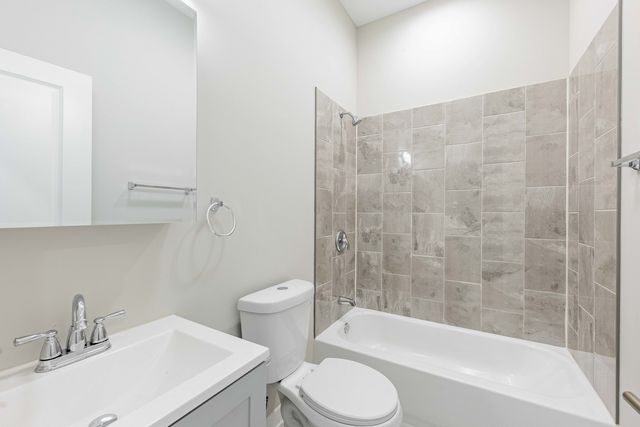 3029 W Washington Boulevard G, Chicago, IL 60612