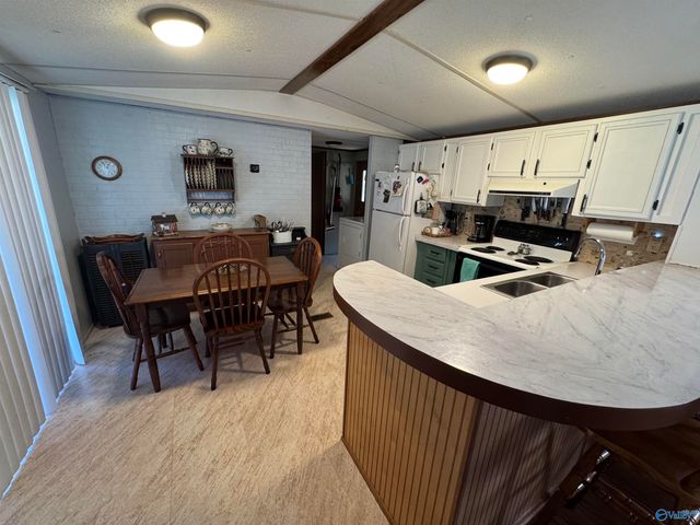 122 County Road 341, Crane Hill, AL 35053