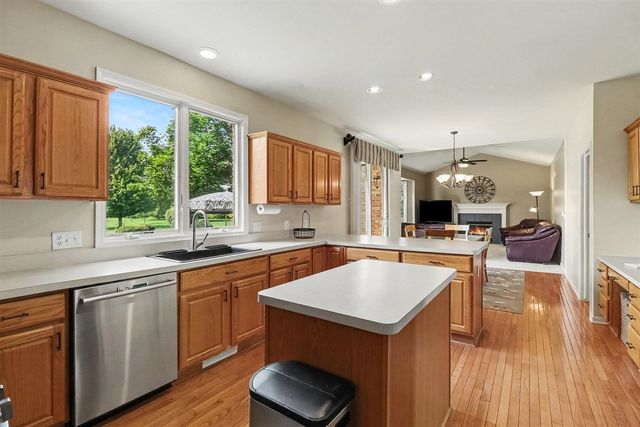 479 Derby Court, Saline, MI 48176