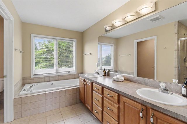 479 Derby Court, Saline, MI 48176