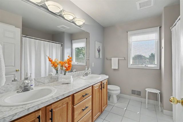 479 Derby Court, Saline, MI 48176