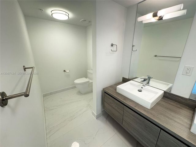 400 Sunny Isles Boulevard 1221, Sunny Isles Beach, FL 33160