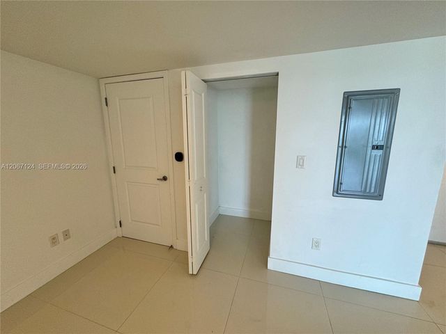 400 Sunny Isles Boulevard 1221, Sunny Isles Beach, FL 33160