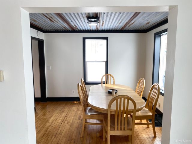 1105 Cottage Row, Hancock, MI 49930