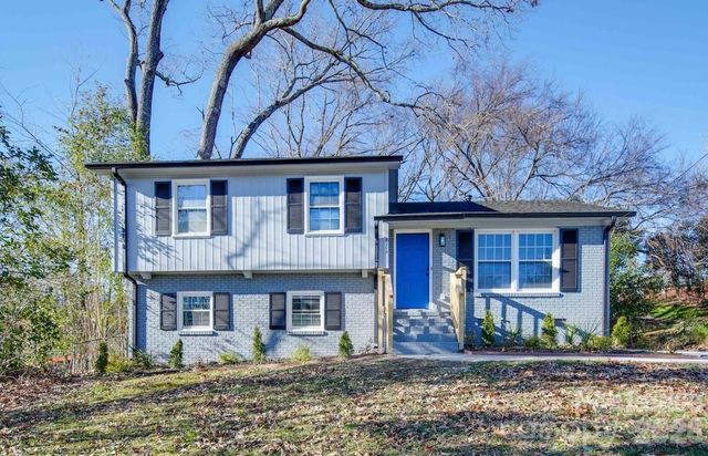 8208 Doverdale Lane, Charlotte, NC 28217