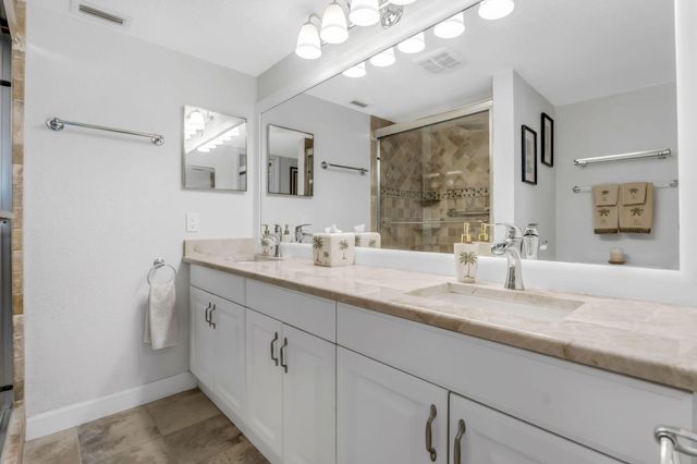 6427 CORAL LAKE Drive 303, Margate, FL 33063