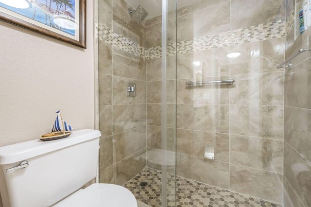 6427 CORAL LAKE Drive 303, Margate, FL 33063