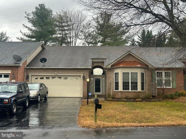 14 AMBLER LN, Falling Waters, WV 25419