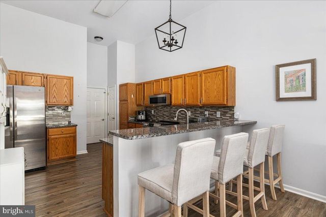 14 AMBLER LN, Falling Waters, WV 25419