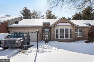 14 AMBLER LN, Falling Waters, WV 25419