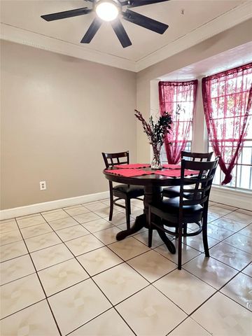 15119 Mcleod Drive, Houston, TX 77060