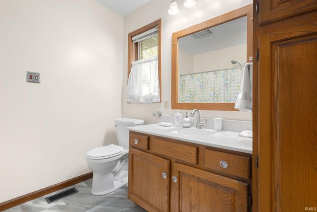 605 Hawthorne Drive, Goshen, IN 46526