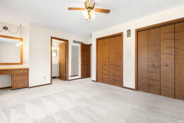 605 Hawthorne Drive, Goshen, IN 46526