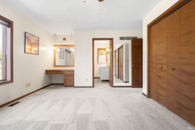 605 Hawthorne Drive, Goshen, IN 46526