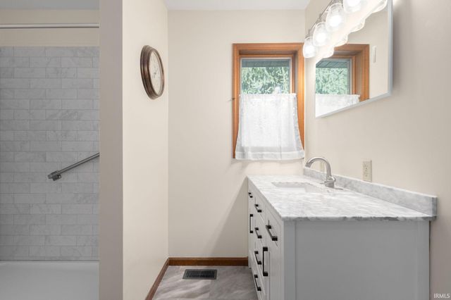 605 Hawthorne Drive, Goshen, IN 46526