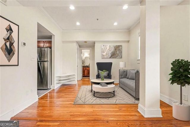 2855 Peachtree Road NE 201, Atlanta, GA 30305