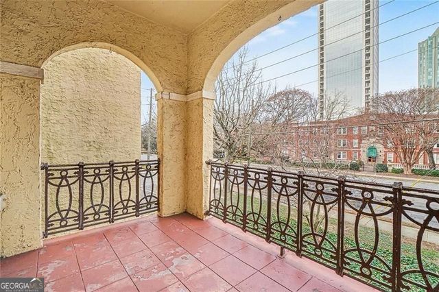 2855 Peachtree Road NE 201, Atlanta, GA 30305