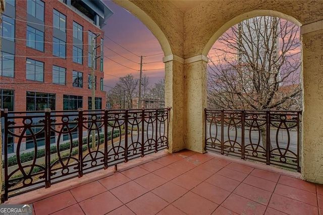 2855 Peachtree Road NE 201, Atlanta, GA 30305