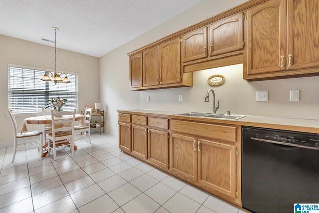 5565 JEREMIAH LANE, Birmingham, AL 35235