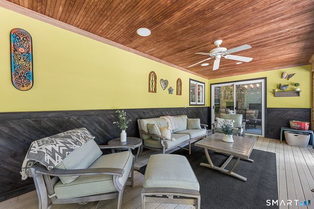 160 Peck Hill Road, Woodbridge, CT 06525