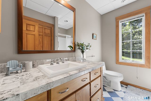 160 Peck Hill Road, Woodbridge, CT 06525