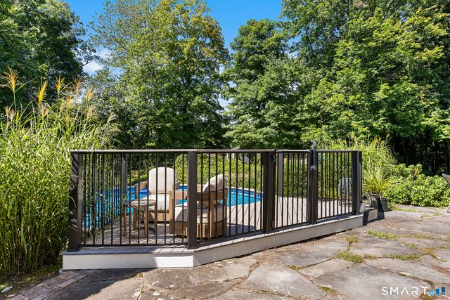 160 Peck Hill Road, Woodbridge, CT 06525