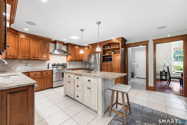 160 Peck Hill Road, Woodbridge, CT 06525