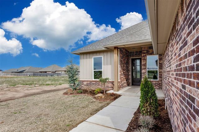 2900 River Birch Lane, Yukon, OK 73099