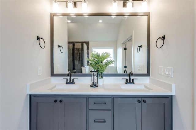 2900 River Birch Lane, Yukon, OK 73099