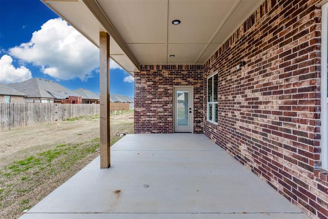 2900 River Birch Lane, Yukon, OK 73099