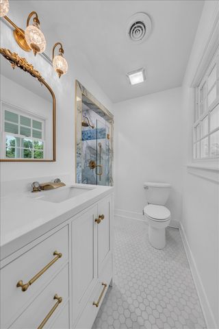 251 Miller Rd, Hillsboro, TN 37342