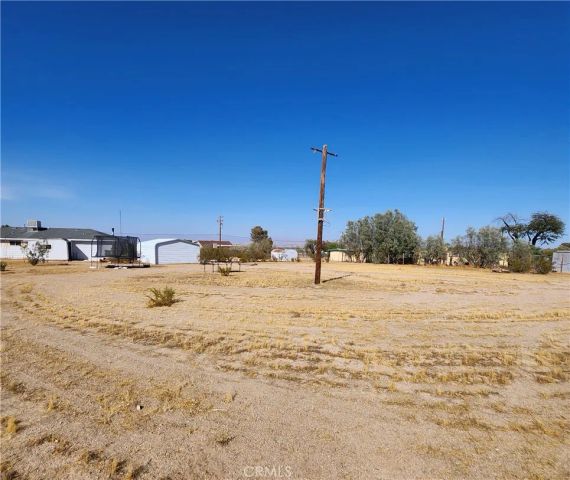 1407 W Burns Avenue, Ridgecrest, CA 93555