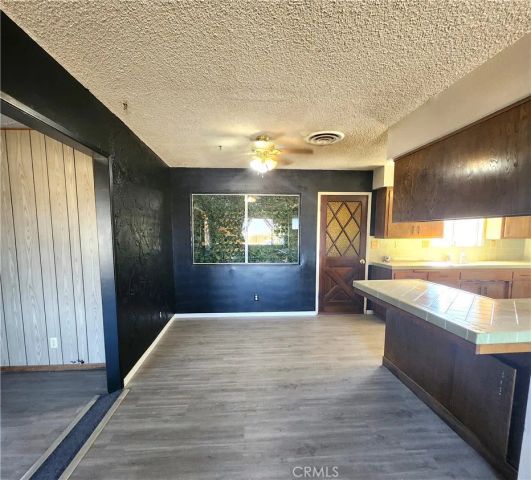 1407 W Burns Avenue, Ridgecrest, CA 93555