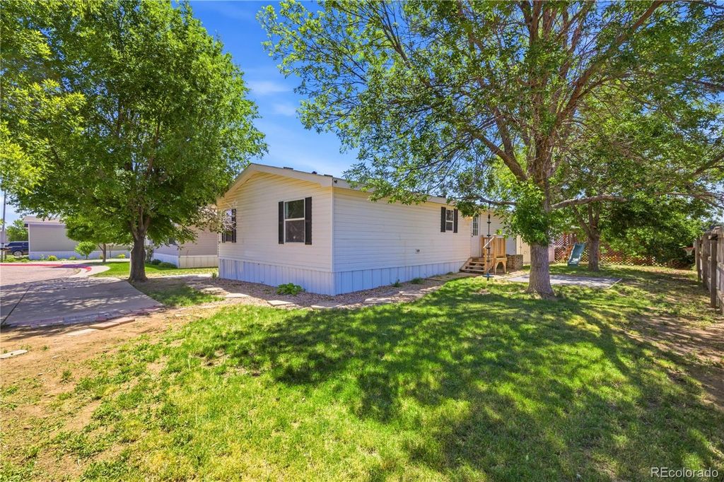 435 N 35th Avenue, Greeley, CO 80631
