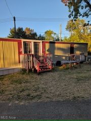 3354 Hilton Street NW 23, Massillon, OH 44646