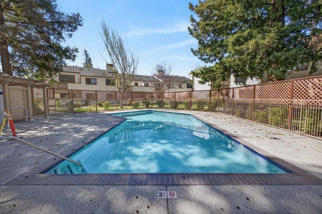 1388 Meadow Ridge Circle, San Jose, CA 95131