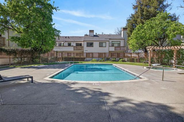 1388 Meadow Ridge Circle, San Jose, CA 95131